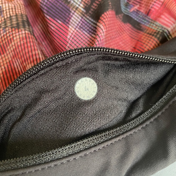 lululemon Pace Rival Skirt Size 4 - Picture 4 of 9